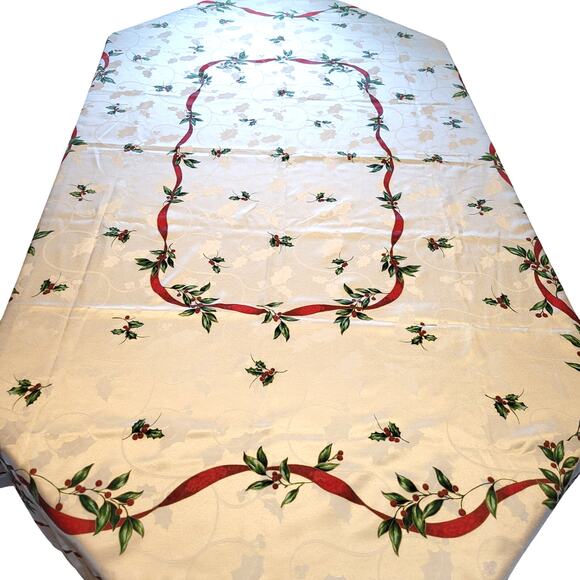 Vintage Christmas Tablecloth 82x58" Rectangle Red Holly Berry Pattern Shimmery - Picture 3 of 16